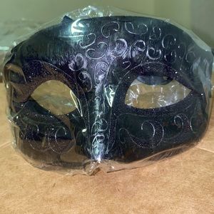 Masquerade mask ( 7 available)
